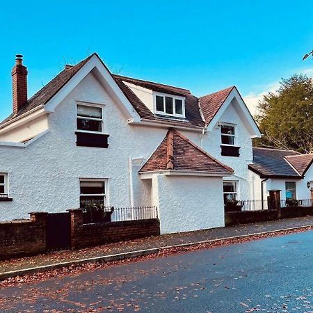 6 - Central Location - Entire House - Free Parking Merthyr Tydfil Extérieur photo
